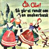 Traditional Sa Gar Vi Rundt Om En Enebaerbusk 105610