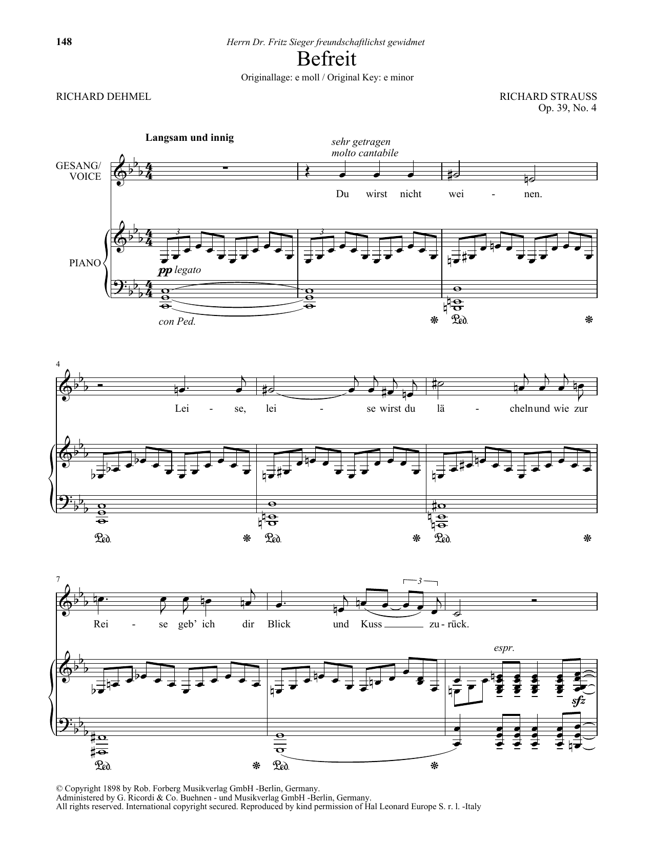 Richard Strauss Befreit (Low Voice) sheet music notes and chords arranged for Piano & Vocal