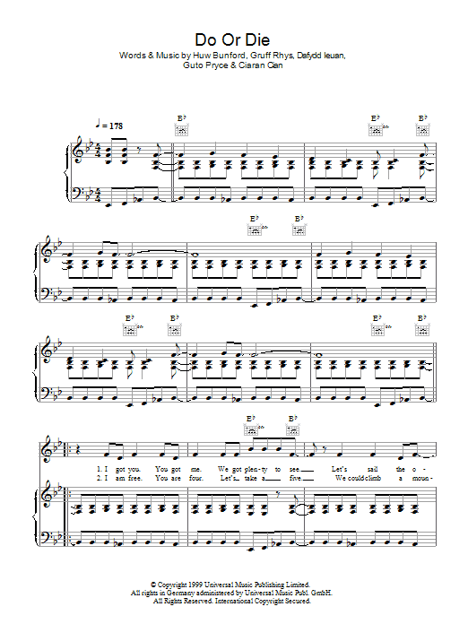 Super Furry Animals Do Or Die sheet music notes and chords arranged for Guitar Chords/Lyrics
